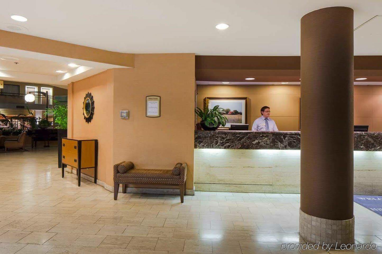 Embassy Suites San Antonio Airport Interior photo